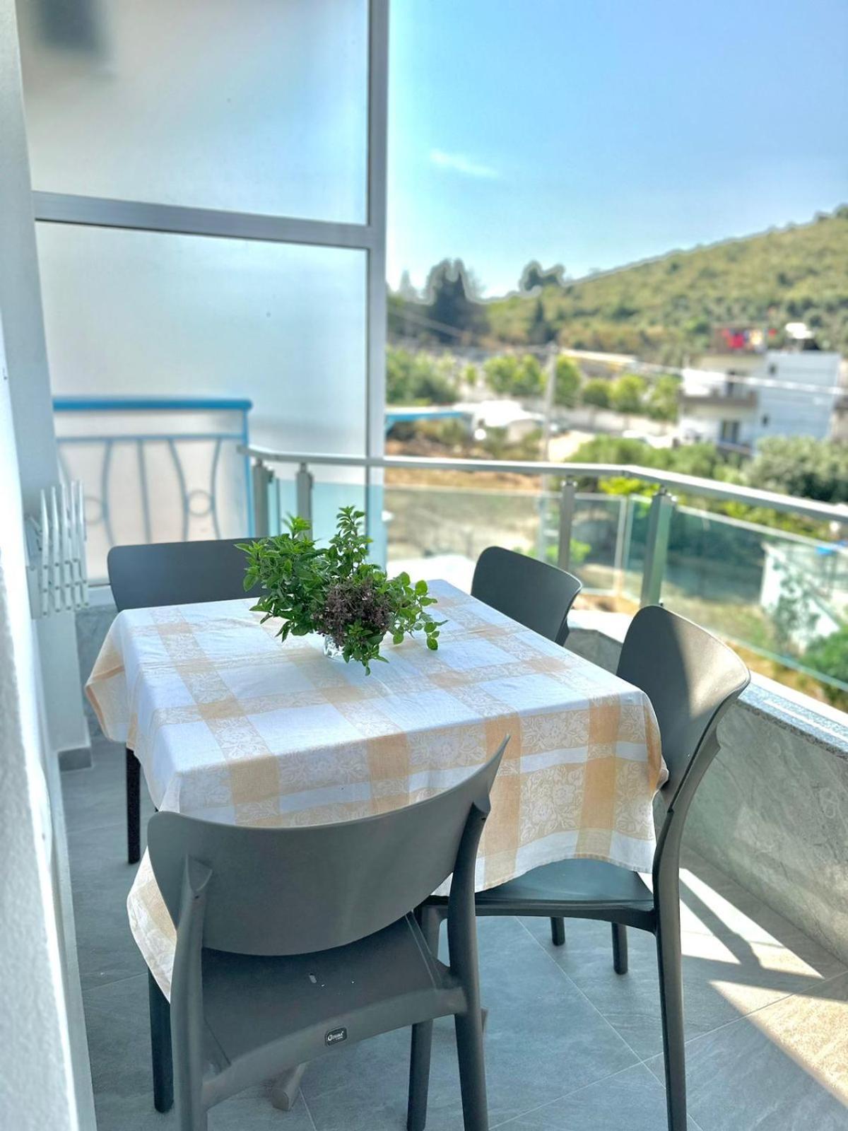 Apartaments Rraku Саранда Екстер'єр фото