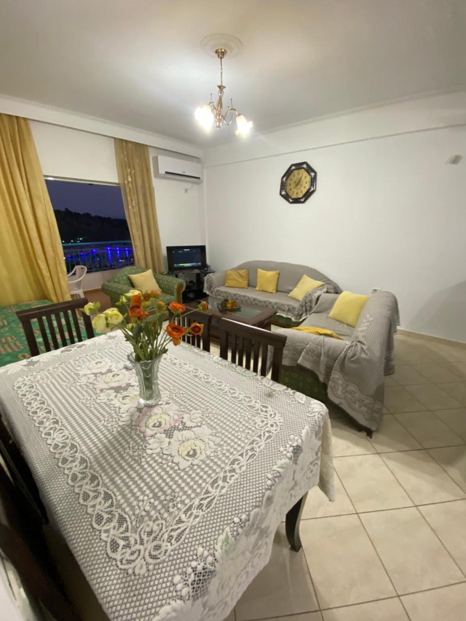 Apartaments Rraku Саранда Екстер'єр фото