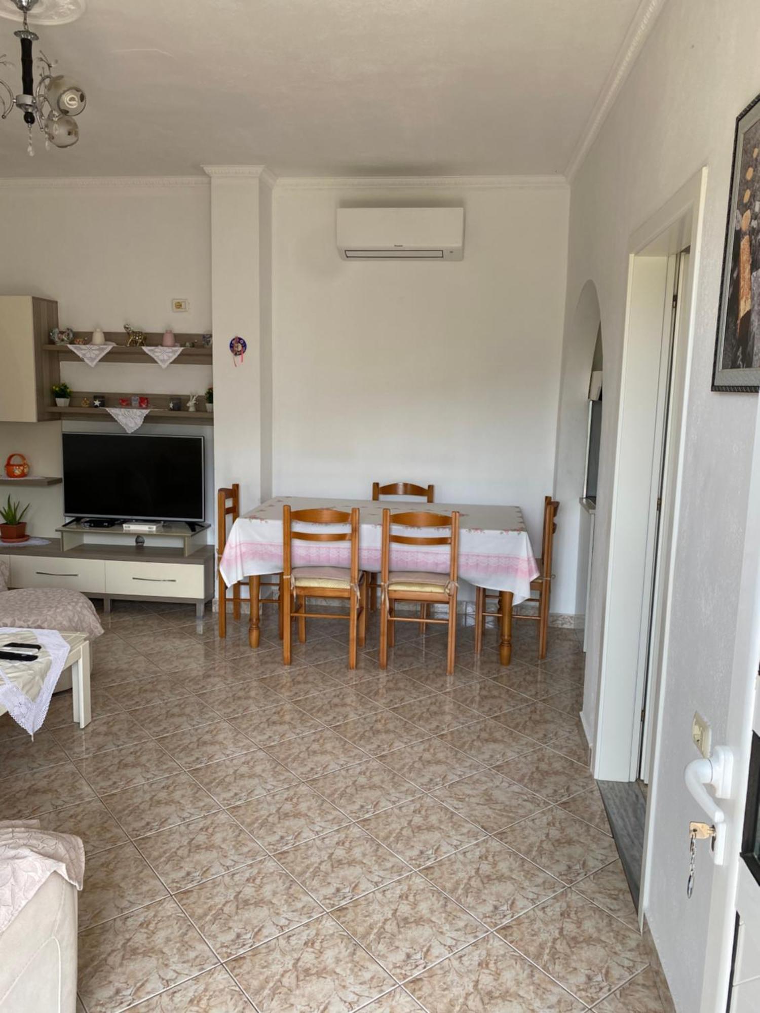 Apartaments Rraku Саранда Екстер'єр фото