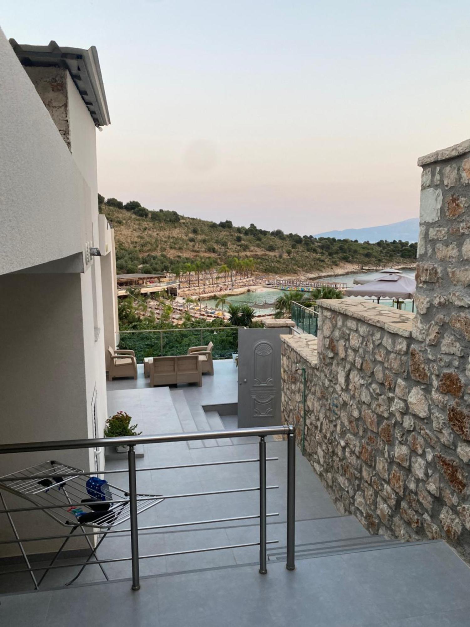 Apartaments Rraku Саранда Екстер'єр фото